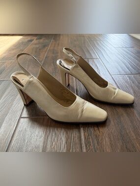 Gama Cream Slingback Block Heel Pumps made in Italy, 8 M office elegant leather